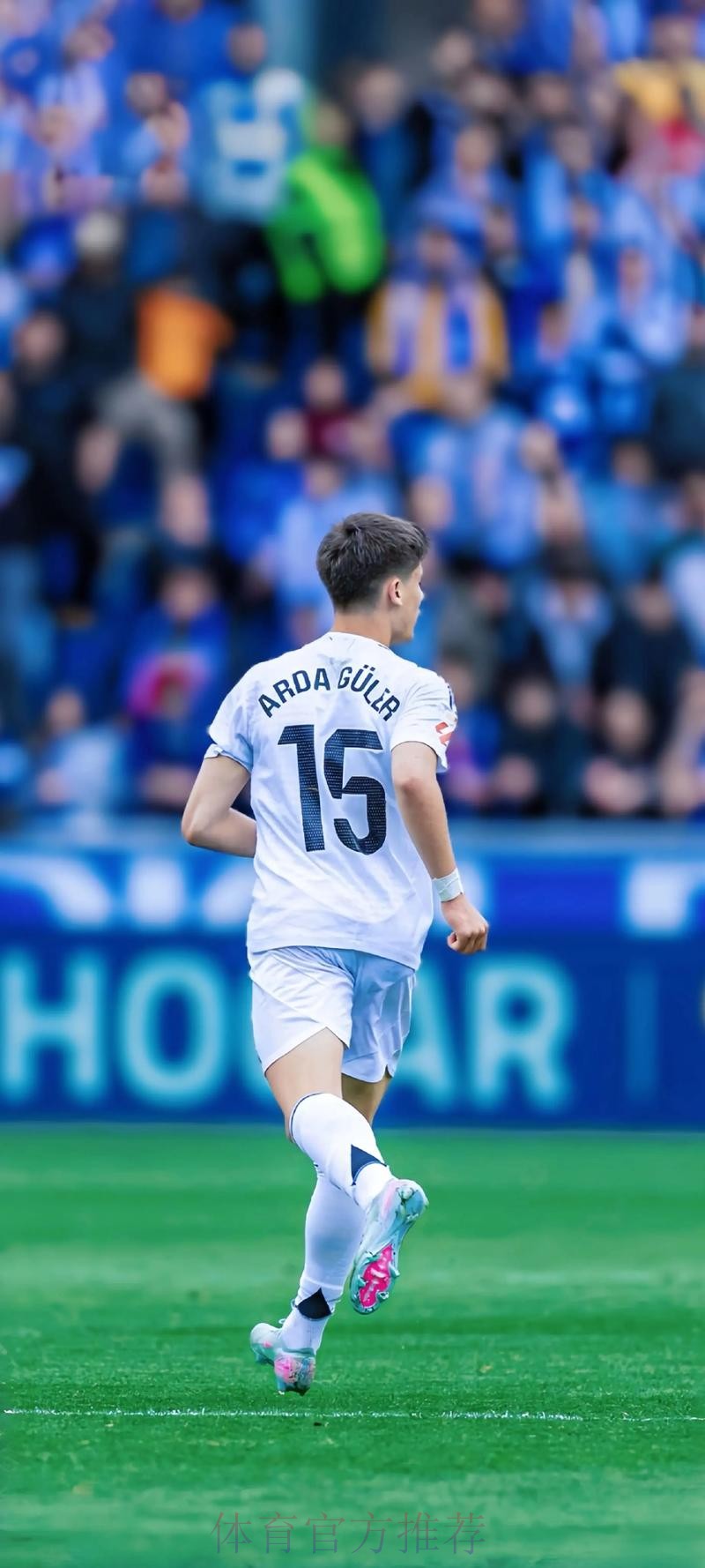 记者:门迪、卡马文加参加合练 琼阿、克罗斯缺席